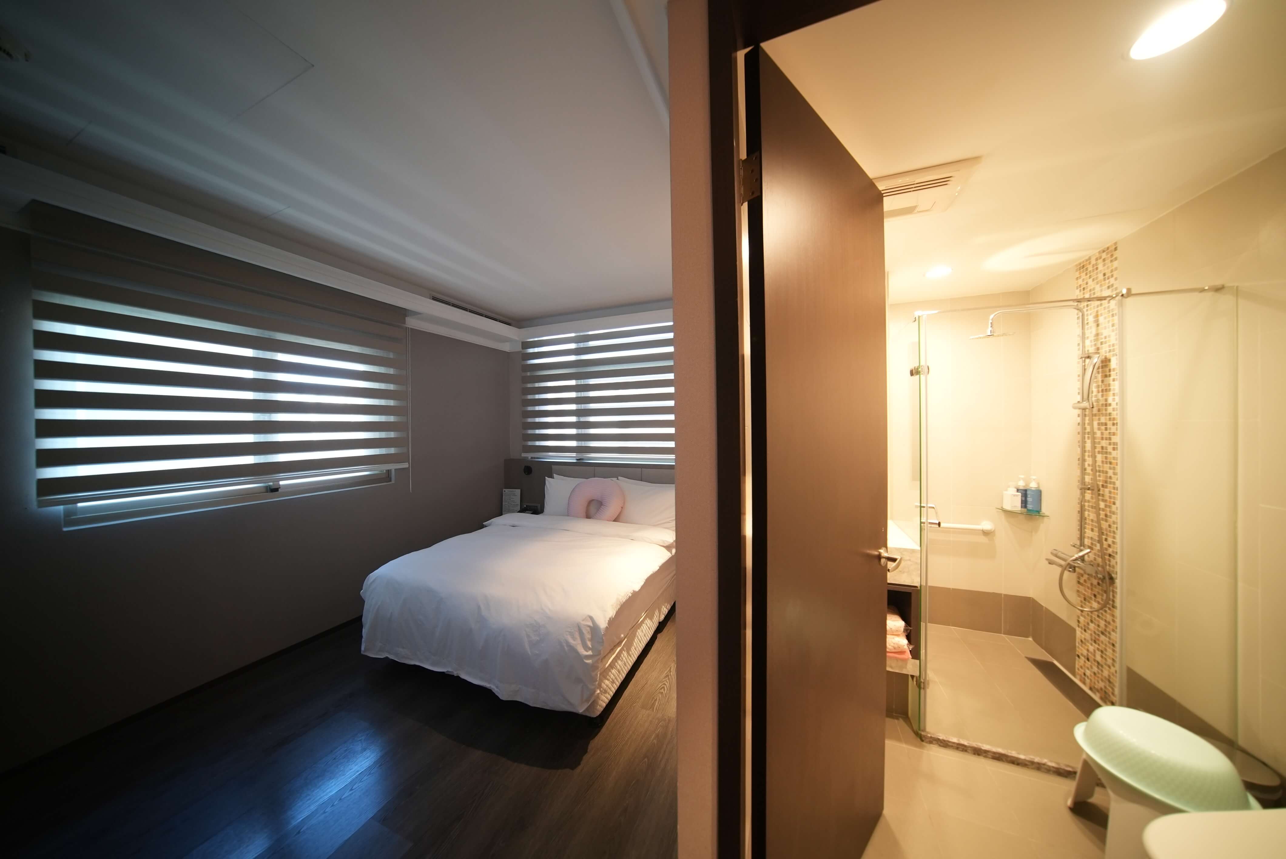 エレガントルーム